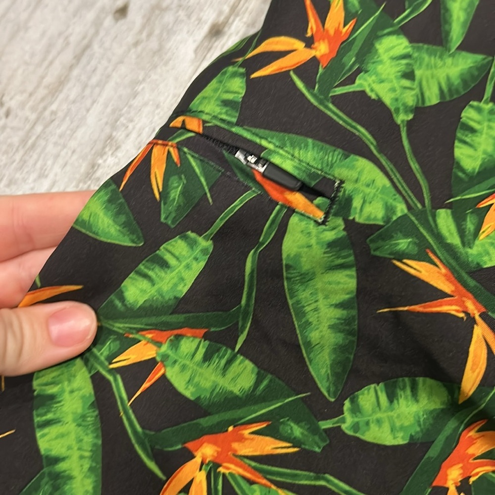 [Brooklyn] Tropical Leaf Print Swim Shorts - Size 34 - Picture 2 of 3